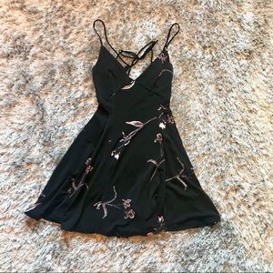 Silence + noise floral mini dress