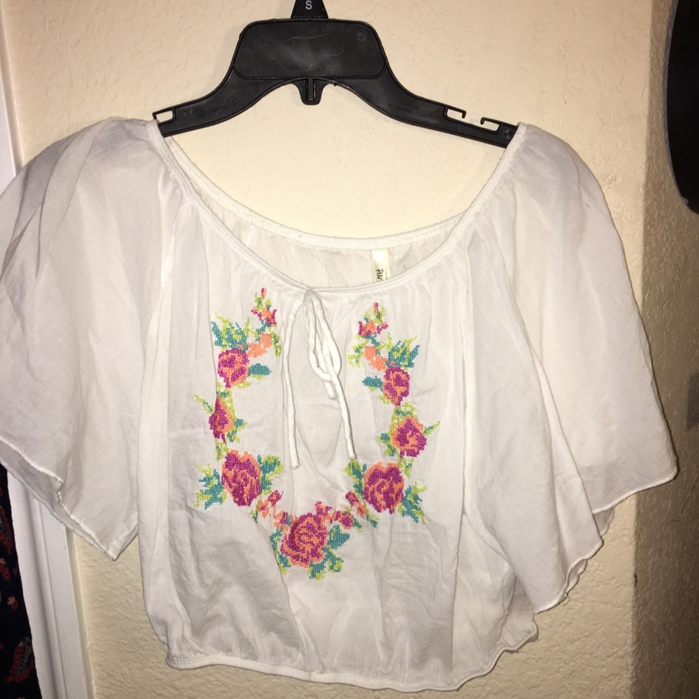 Crop top