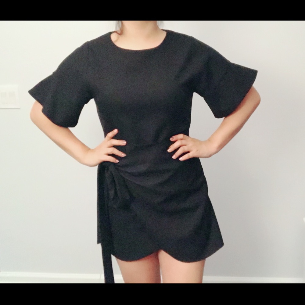 Short sleeve wrap dress