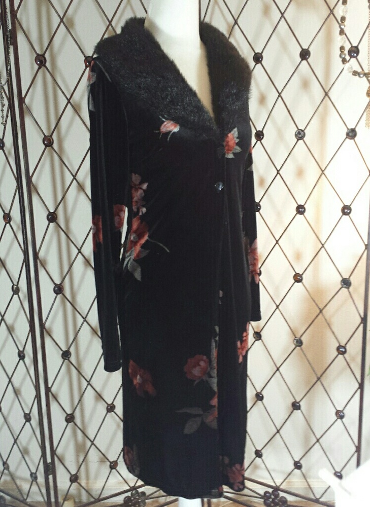 A. Aubrey Black Velvet Coat