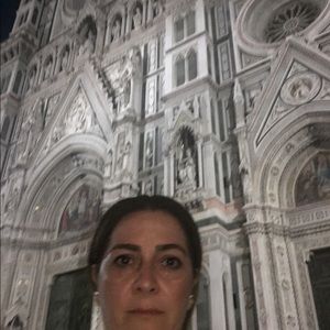Meet your Posher, Fariba