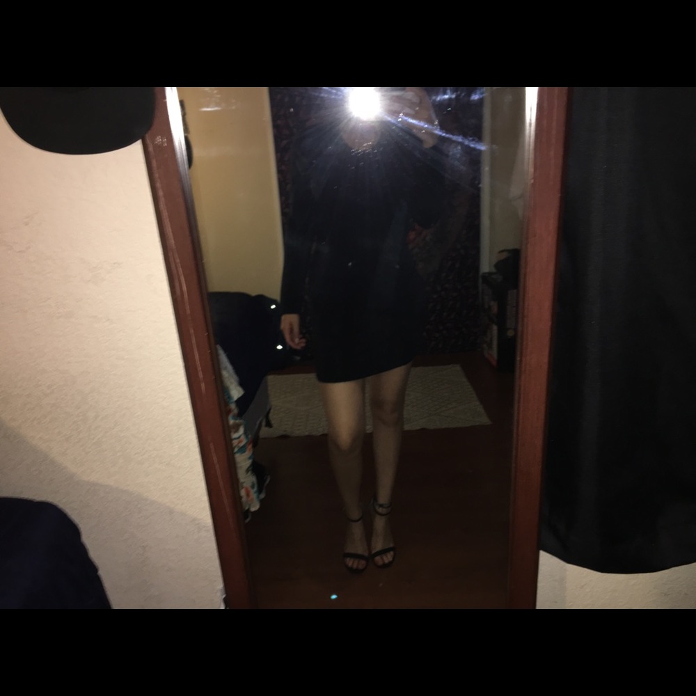 Little black dress - Picture 5 of 5
