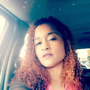 Meet your Posher, Leila