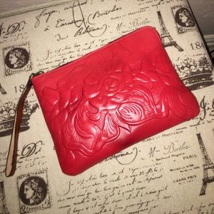 Patricia Nash zipper clutch/wristlet