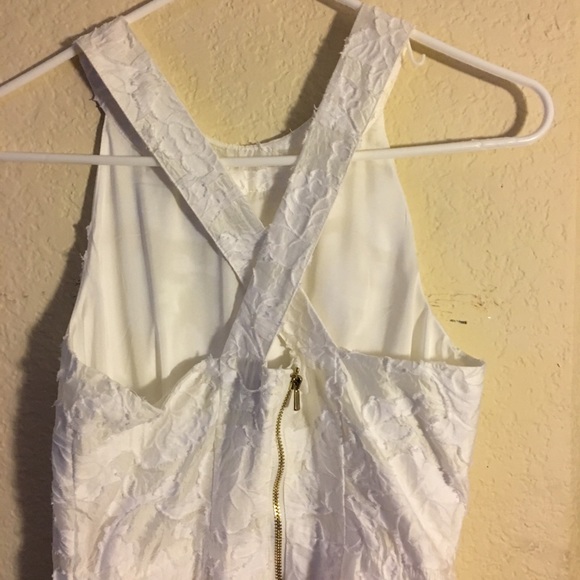 White dress - Picture 3 of 5