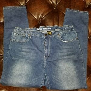 Adjustable waist jeans