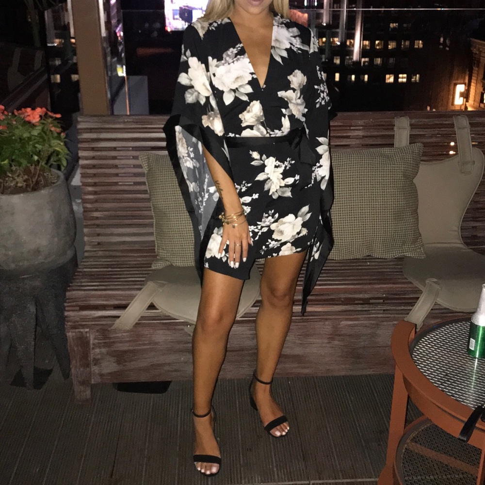 Black floral kimono dress