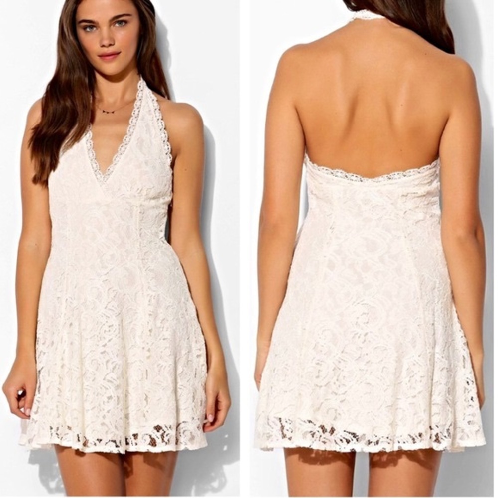 NWT Kimchi Blue Ivory plunge lace halter dress