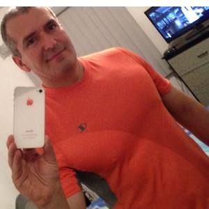 Meet your Posher, Carlo