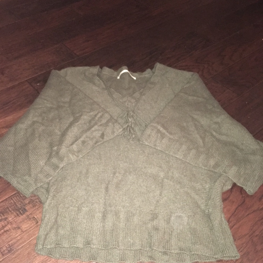 Twelfth Street by Cynthia Vincent 100% Cashmere