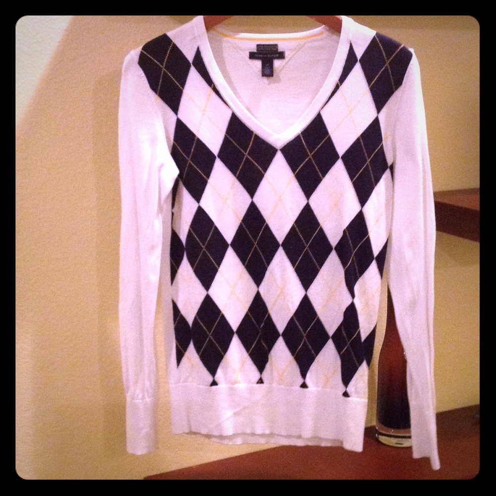 Tommy Hilfiger sweater
