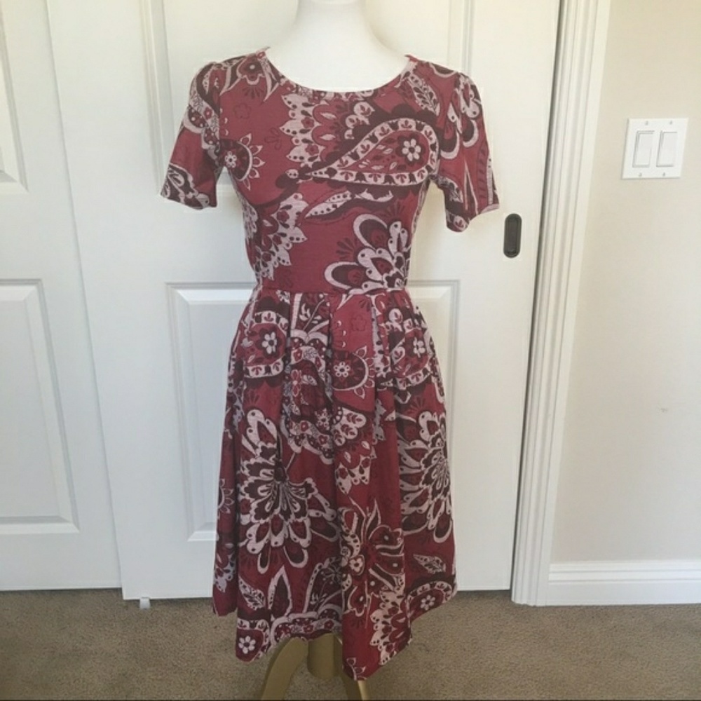🎈Sale TODAY New Lularoe Amelia size L Large 🎈