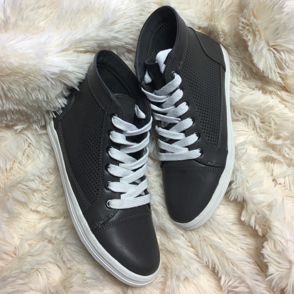 CALVIN KLEIN HIGH TOPS 