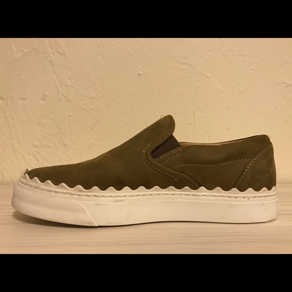Chloe Ivy Scallop Slip-On Skater Sneaker - Picture 4 of 5