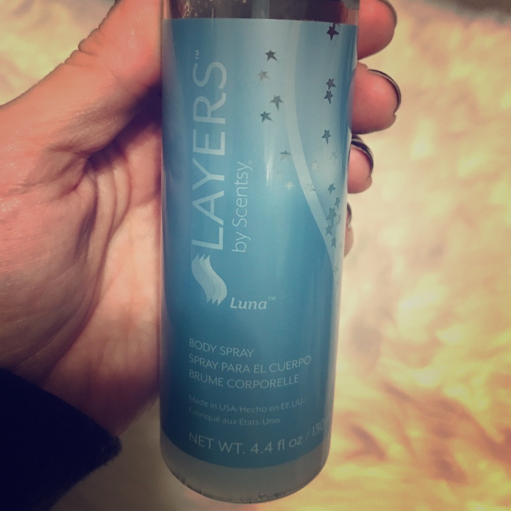 Luna Scentsy body spray