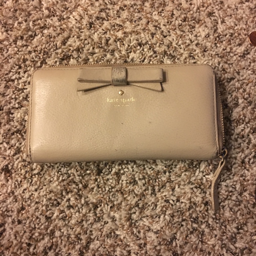 Kate Spade Bow Wallet