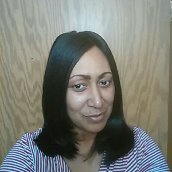 Meet your Posher, Kimberly - Picture 1 of 1