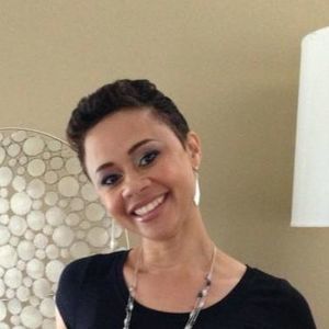 Meet your Posher, Mia