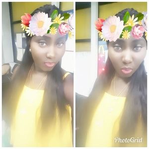 Meet your Posher, Awa