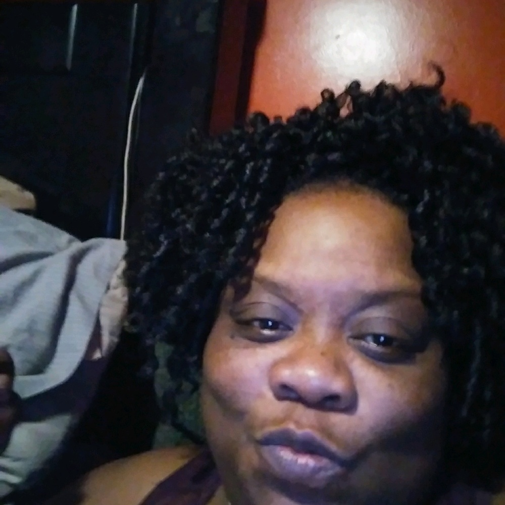 Meet your Posher, Jonisha