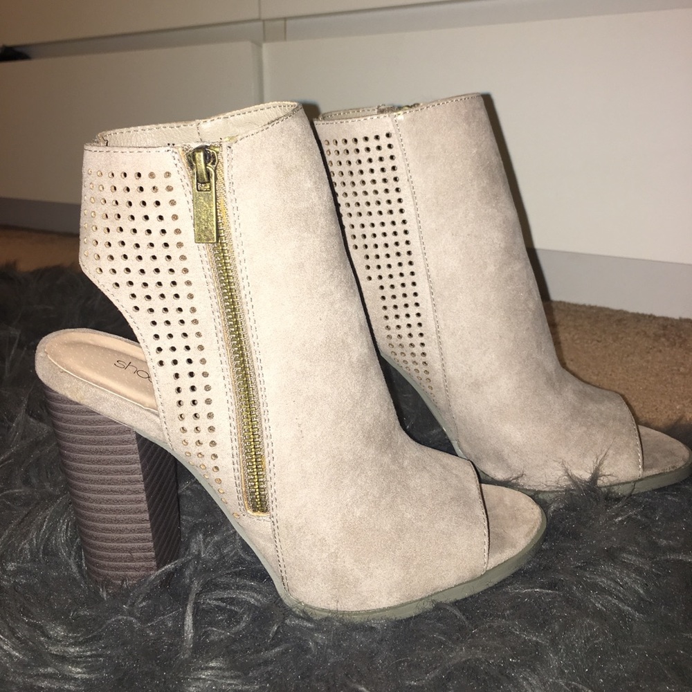 Booties (taupe)