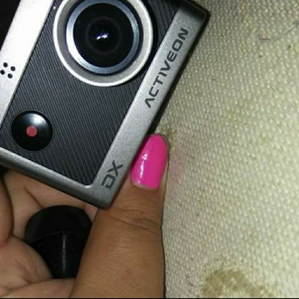 1080p Full HD 12MP Waterproof Action Camera 2"