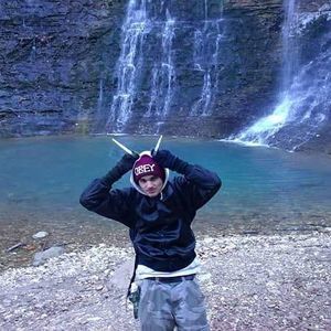 Meet your Posher, Blake