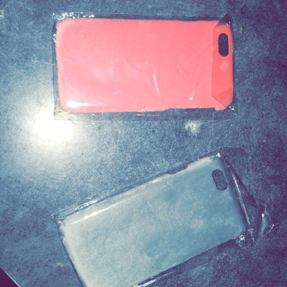 Fluffy iPhone Case 😍🔥👅