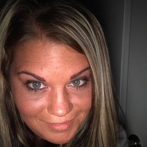 Meet your Posher, Erika