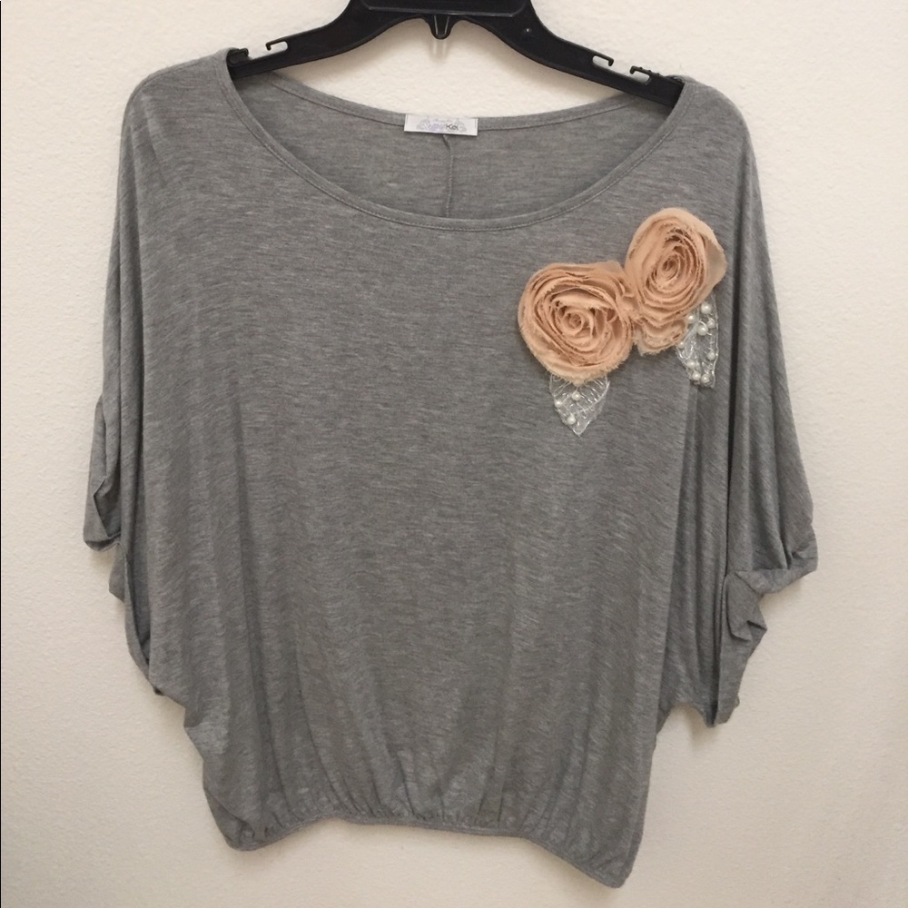 Flowery tee