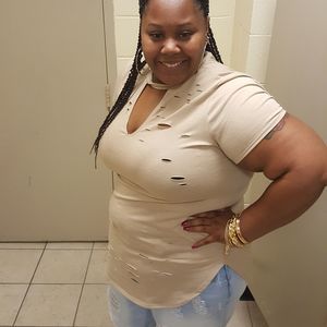 Meet your Posher, April