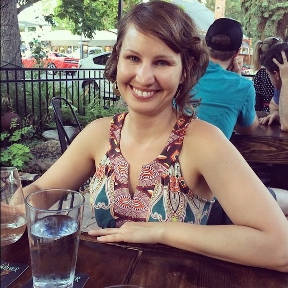 Meet your Posher, Amy - Picture 1 of 1