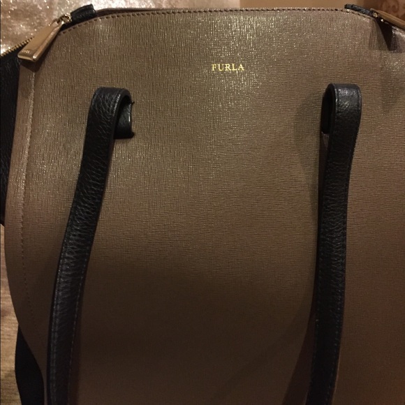 Furla Purse - Picture 5 of 6