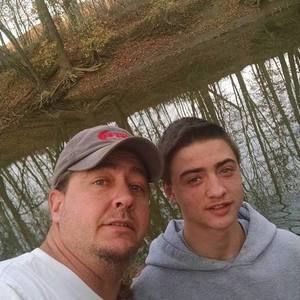 Meet your Posher, Travis