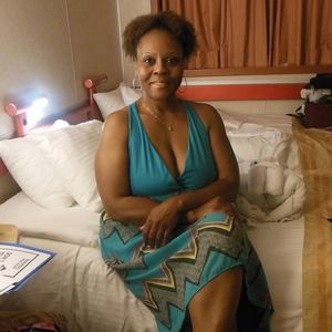 Meet your Posher, Antoinette