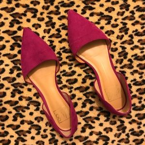 Super cute pointed toe flats