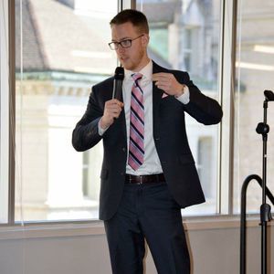 Meet your Posher, Seth