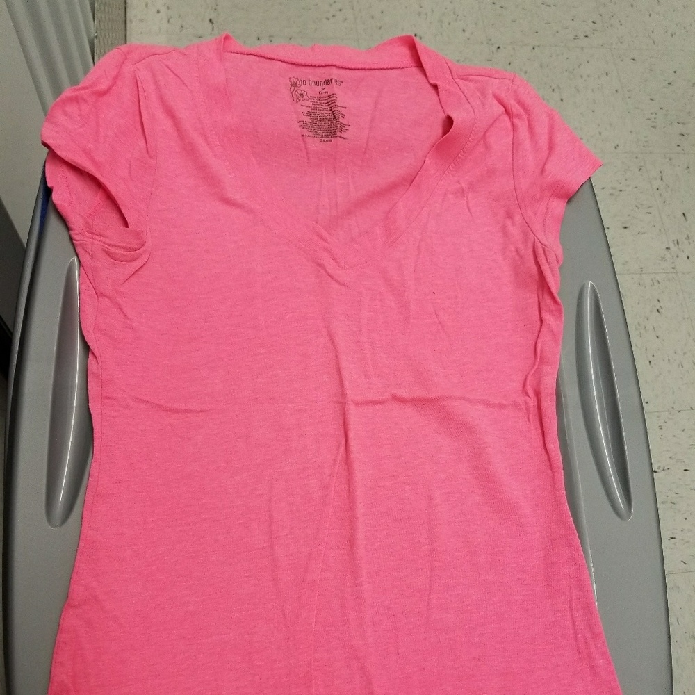 Hot pink v beech neck t-shirt