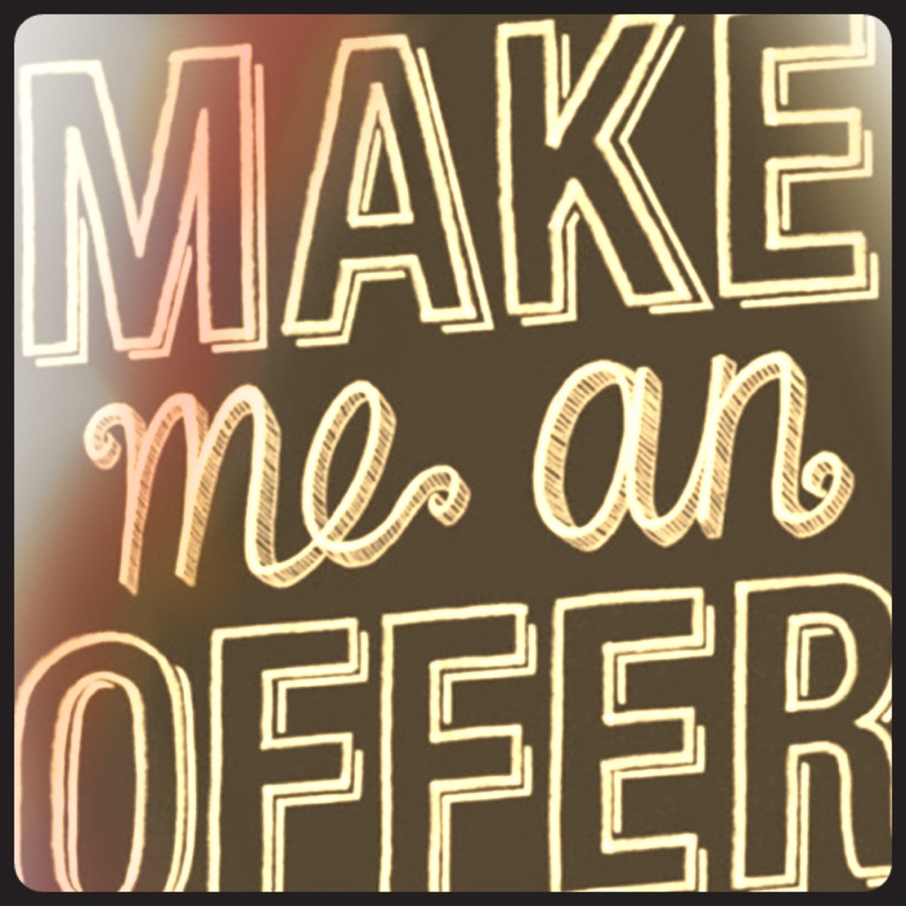 Please check out my closet 😊