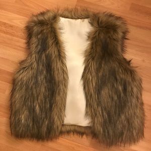 Faux fur vest size XS