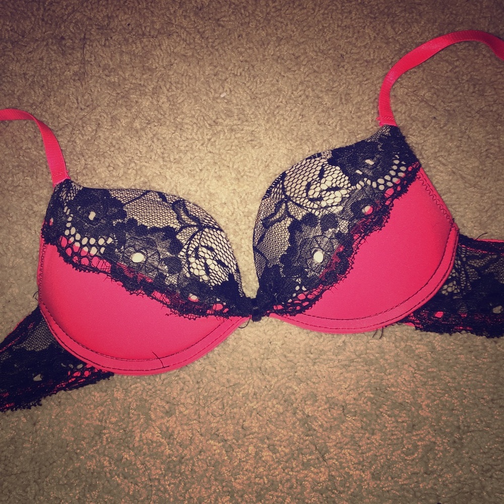 💋Sexy pink and black bra💋