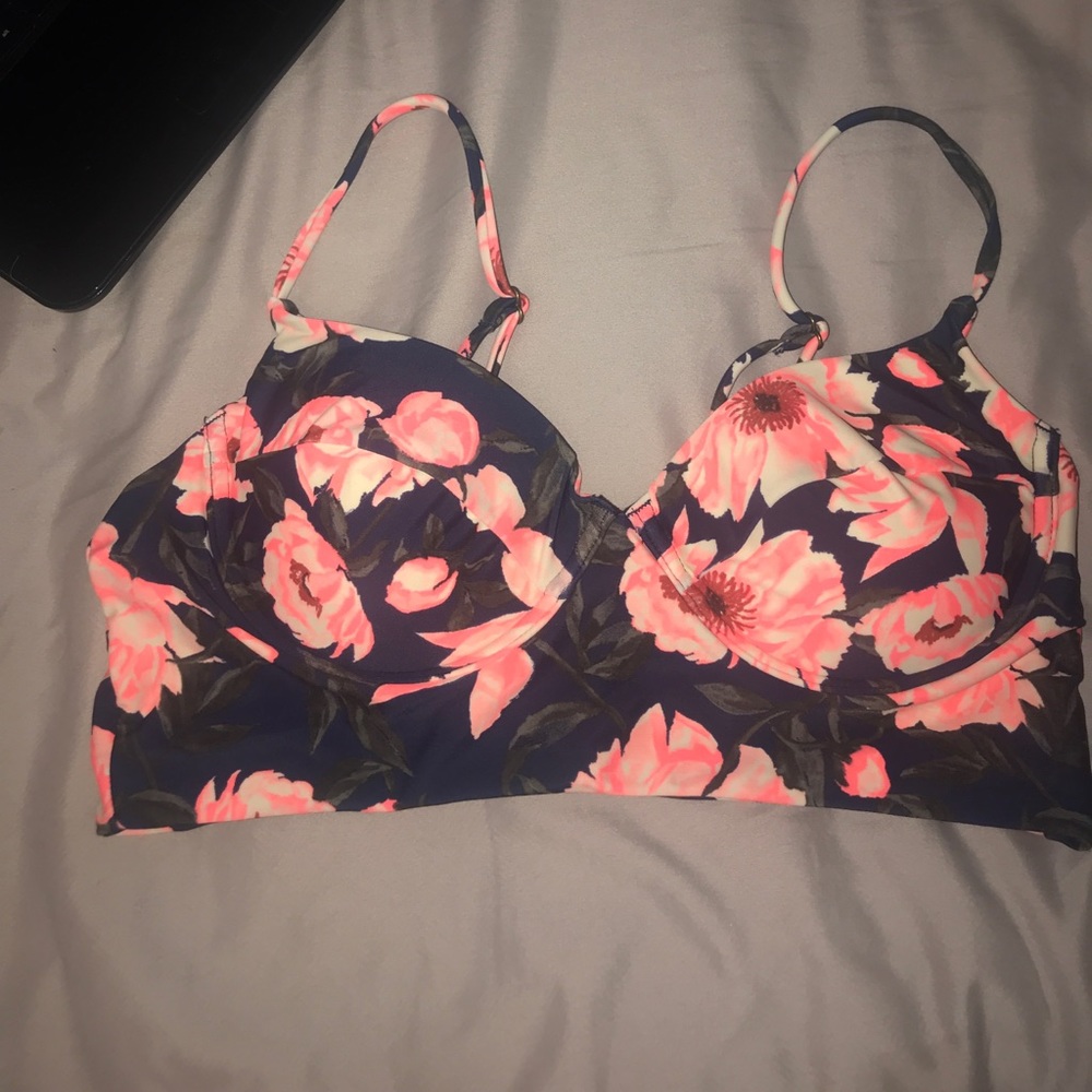 CLOSET CLEAR OUT!!! MAKE AN OFFER! ✨