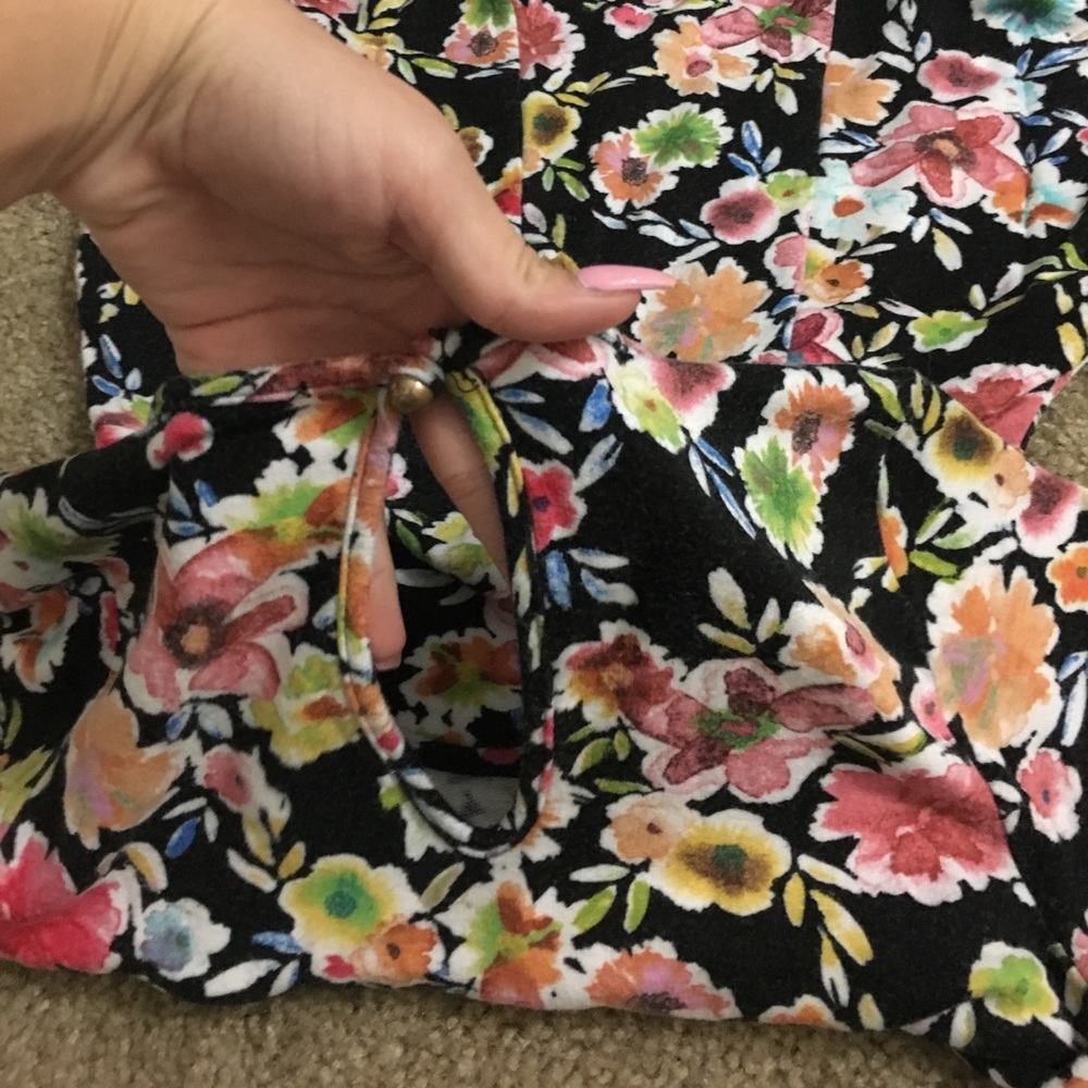 Floral romper - Picture 2 of 3