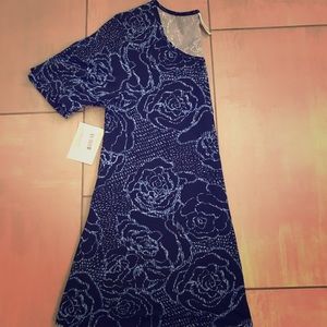 NWT X Large Perfect T