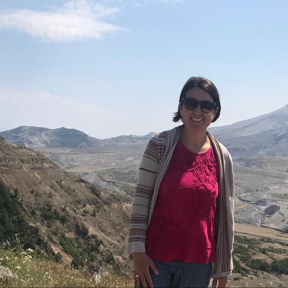 Meet your Posher, Allison - Picture 1 of 1