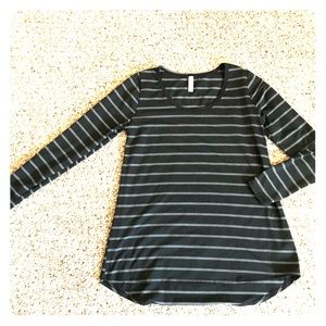 Lularoe Lynnae - black & gray striped