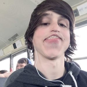 Meet your Posher, Carter