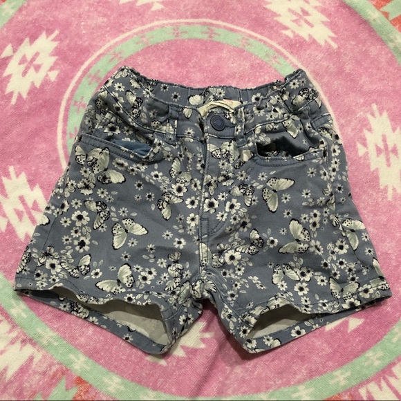 Girls shorts - Picture 1 of 1