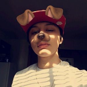 Meet your Posher, Dominic