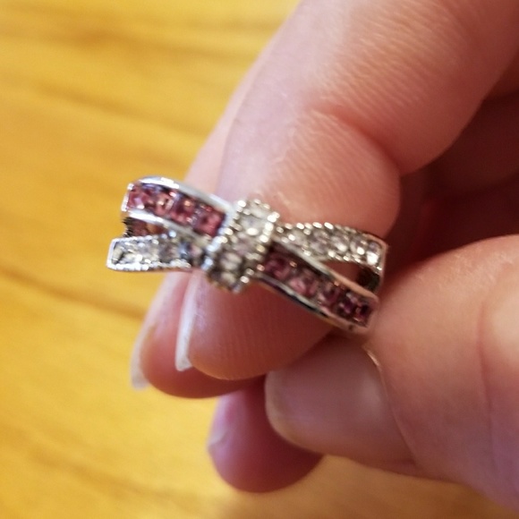 Pink and white topaz crossover ring - Picture 3 of 3